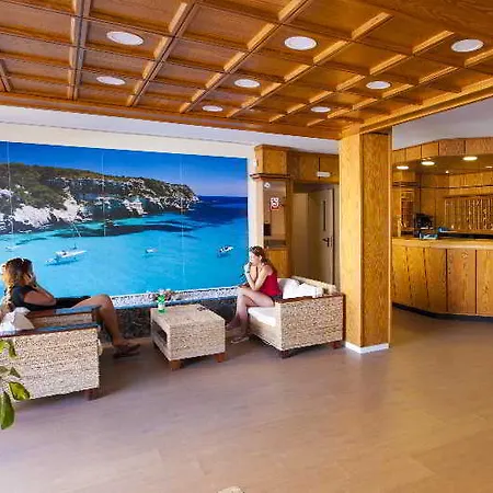 Planet Blue Hotel 3*